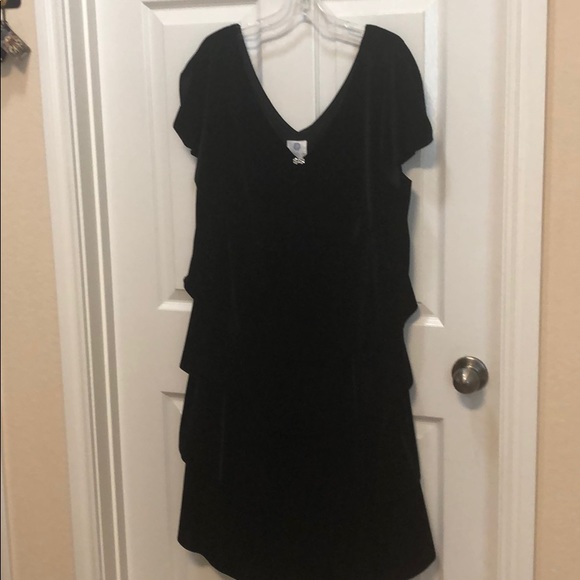 Beautiful Black Velveteen Tiered Dress EUC Size 18